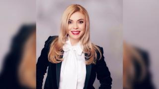 Crina Matei, tratamente pentru păr cu aur și formol