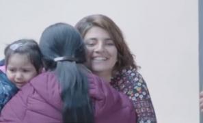 O tânără născută în România, victimă a traficului de persoane, și-a cunoscut părinții după 25 de ani