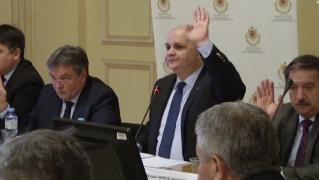 Audieri cu scântei în Parlament. Patru miniștri au fost respinși