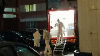 Studentă luată cu izoleta de medici de la căminele din Regie, din București (Video)