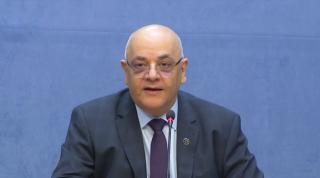 Raed Arafat: "Nu se închid Mall-urile și magazinele"