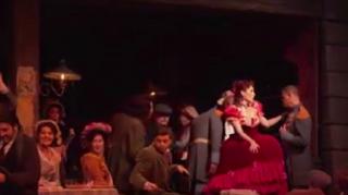 Stăm acasă cu poezie, teatru și operă. Spectacolele se țin online