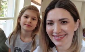 Ela Crăciun, activități pentru copii și părinți acasă