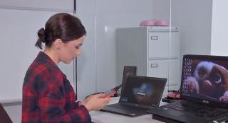 Aveţi grijă cât staţi pe internet, în izolare. Suprasolicitarea serverelor poate duce la o blocare a reţelei