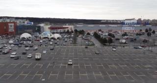 Se închide unul dintre cele mai mari mall-uri din Capitală