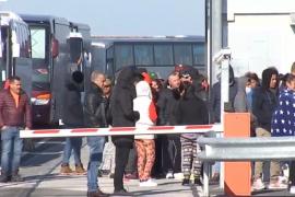 Familie inconștientă, dață de gol de etichete în vamă. Cum au fost sancționați