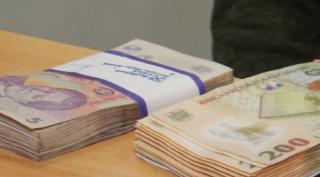 Ordonanță pentru amânarea ratelor, specialiștii recomandă plata lunar