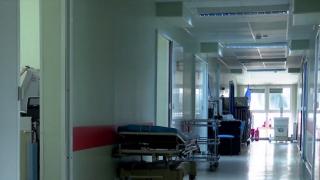 Mărturii în lacrimi din spitalul de la Suceava. O asistentă și-a pierdut soțul după ce l-a infectat cu COVID-19