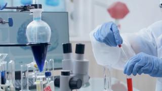 Testarea celor peste zece mii de bucureşteni a fost amânată