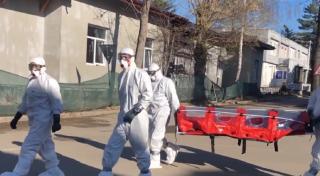 Doi copii din Teleorman rămași în grija statului, după ce părinții au luat coronavirus