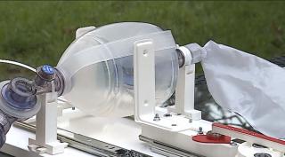 O echipă de electronişti şi medici români au realizat prototipul unui ventilator pulmonar