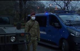 Cresc amenzile pentru românii care ies din casă fără declarația pe propria răspundere