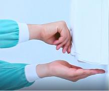 Dozatoarele cu dezinfectant, care trebuie montate în blocuri, tot mai greu de găsit pe piaţă