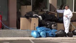 Firma care se ocupă de salubrizarea sectorului 1 al Capitalei a suspendat un contract, de teama Covid-19