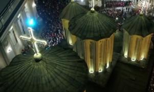 Preoţii solicită ca bisericile să fie deschise în noaptea de Înviere