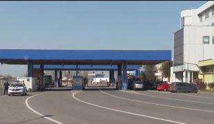 Mii de români se plâng că așteaptă zeci de ore în vamă pentru a intra în țară