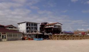 Vacanța pe litoral, o amintire frumoasă. Localurile, hotelurile şi pensiunile sunt închise