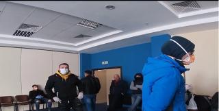 Românii veniți din străinătate se plâng de condițiile din centrele de carantină (Video)