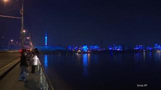 Joc superb de lumini, la ieșirea din carantină a orașului Wuhan, locul în care a început pandemia de covid-19 (Video)