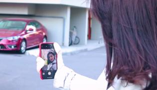 Telefonul și echipamentul de protecție, în vremea pandemiei