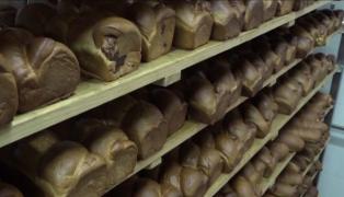 Cozonaci frământați de brutarii din Sri Lanka, pe masa de Paște