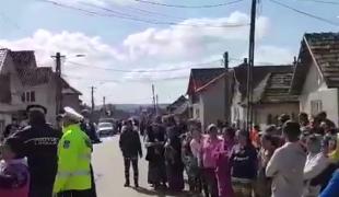 Îmbulzeală pentru ajutoare sociale în oraşul Jibou