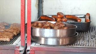 Aglomerație în weekend: regulile din restricții, uitate de mulți români