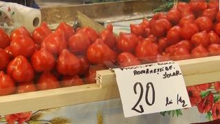 Legumele românești au apărut în piețe, însă prețurile le fac să fie doar ”de poftă”