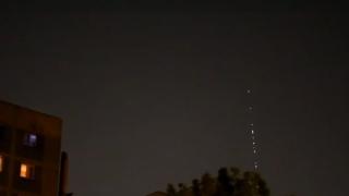 Spectacol pe cerul României cu Starlink, ”trenulețul” de sateliți al lui Elon Musk