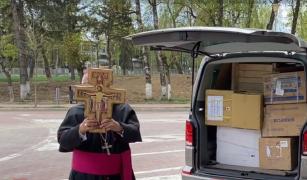 Ventilatoarele donate de Papa Francisc au ajuns la spitalul din Suceava