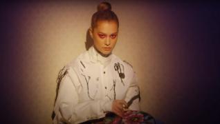 Feli cântă iubirea părinților ei. Artista a lansat piesa „Mă strigă mama”