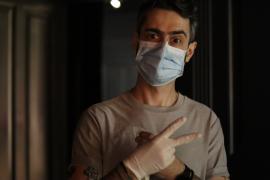 Primul club de comedie virtual care aduce, în sufrageria ta, cele mai noi show-uri