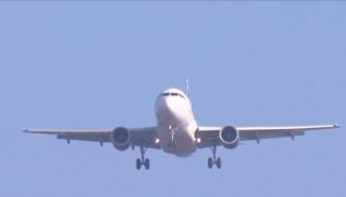 Pandemia de coronavirus modifică semnificativ modul în care călătorim cu avionul