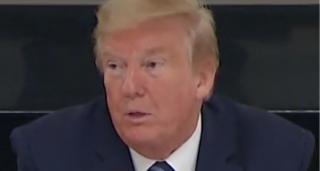 Donald Trump și subalternii săi refuză să poarte măști de protecție