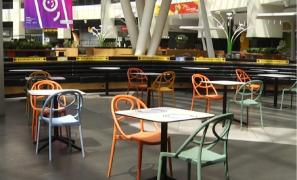 Românii așteaptă cu nerăbdare redeschiderea magazinelor și a saloanelor de înfrumusețare