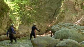 Body-rafting în Gorj, în cel mai îngust canion din Europa