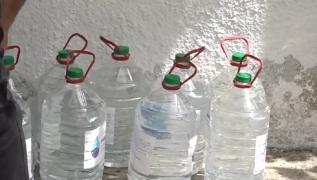 Sunt sate în România unde chiar şi în 2020, apa curge la robinete după program