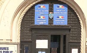 Licitaţie pentru ornamente de Crăciun în Târgu Mureş, în plină pandemie