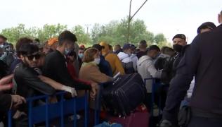 A doua zi de cozi în Vama Nădlac