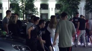 Piața Constituției, din nou plină de tineri