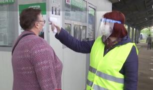 Călătorii cu febră sau fără mască de protecţie nu pot călători cu transprotul public, în Iaşi