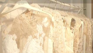 Cabina de probă pentru rochia de mireasă se mută acasă