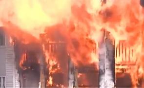 Un bărbat a devenit erou după ce a salvat o femeie din flăcări, în Statele Unite ale Americii (Video)