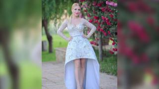 Stela Bizdu, fotomodelul care își depășește limitele