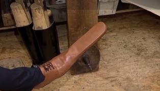 Pantofi pentru distanțare socială, invenţia unui clujean