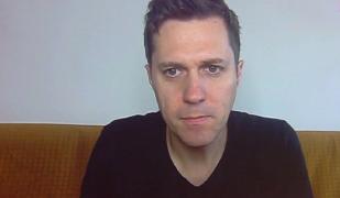 Dan Byron, rocker de 25 de ani. Artistul cântă și singur, și cu trupa