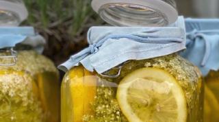 Cum preparăm acasă băuturi delicioase de sezon