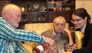 Cel mai bătrân bărbat din lume este un român. Dumitru Comănescu are 111 ani şi 203 zile