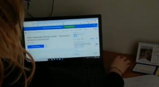 Studenţii Universităţii din Suceava ar putea primi laptopuri sau tablete