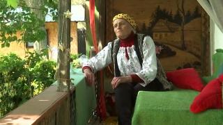 Lenuţa Tăune, bătrâna de 88 de ani din Galați care s-a dedicat salvării folclorului local